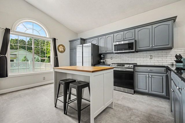 7997 Rolling Meadows Drive, Cooper Twp, MI 49009
