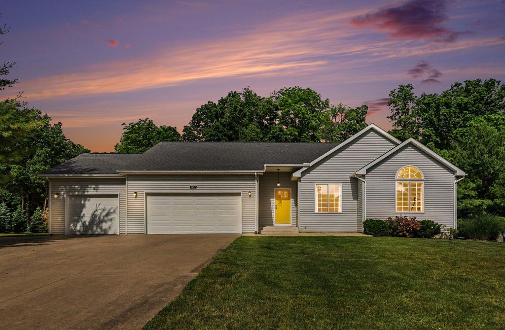 7997 Rolling Meadows Drive, Cooper Twp, MI 49009