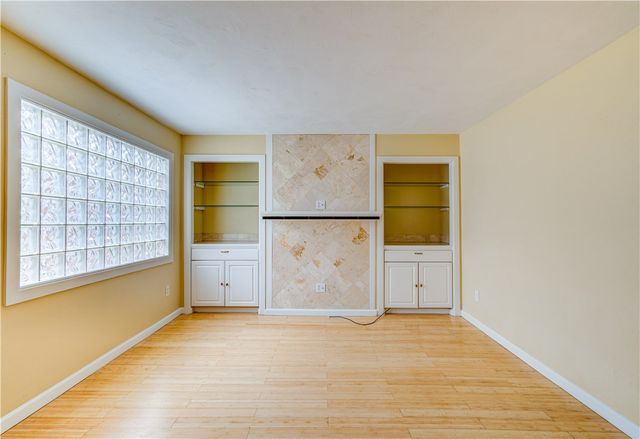 5264 Dresden Way, Lawrenceville, PA 15201