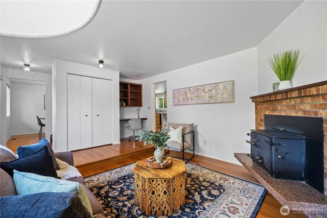 12307 SE 74th Street, Newcastle, WA 98056