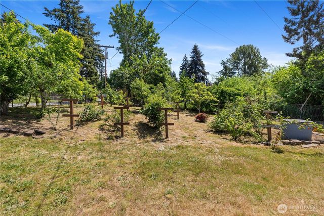 12307 SE 74th Street, Newcastle, WA 98056