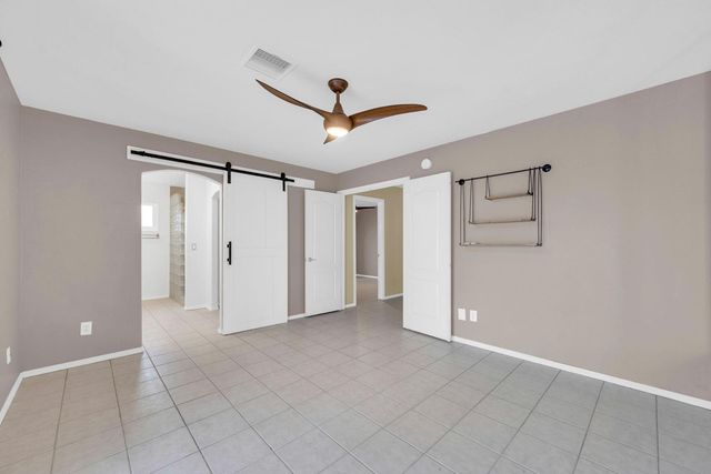 16916 E Alamosa Avenue, Fountain Hills, AZ 85268