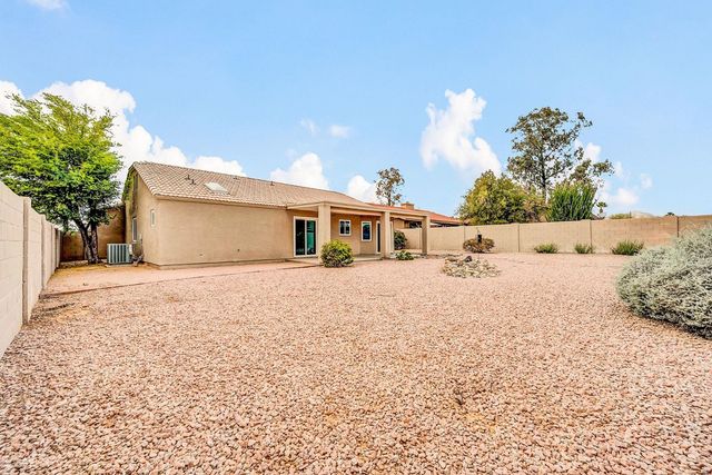 16916 E Alamosa Avenue, Fountain Hills, AZ 85268
