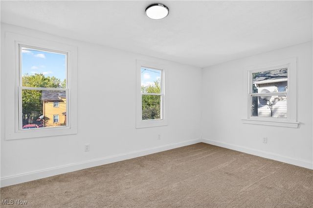 10414 Nelson Avenue, Cleveland, OH 44105