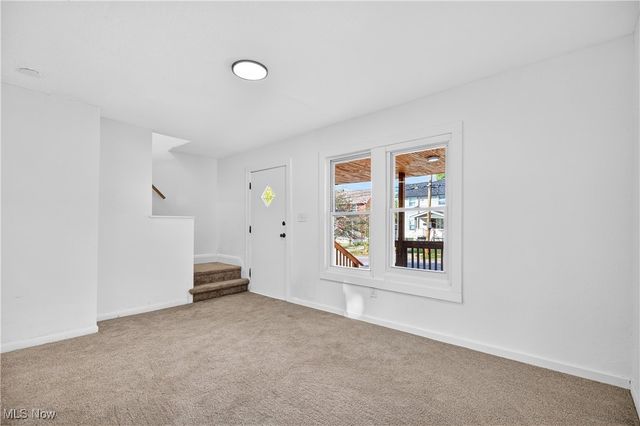 10414 Nelson Avenue, Cleveland, OH 44105