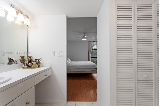 20379 W Country Club Drive 532, Aventura, FL 33180