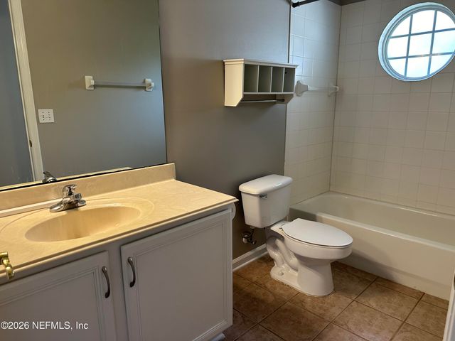 681 LAKE STONE Circle, Ponte Vedra Beach, FL 32082