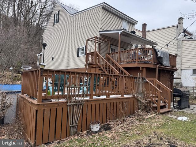 1148 W COAL ST, Shenandoah, PA 17976