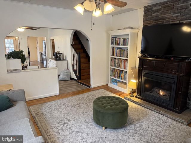 1148 W COAL ST, Shenandoah, PA 17976