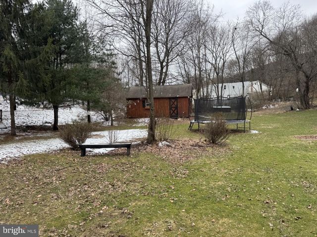 1148 W COAL ST, Shenandoah, PA 17976