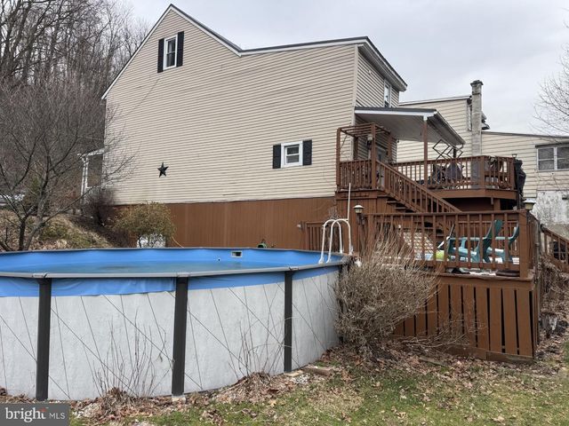 1148 W COAL ST, Shenandoah, PA 17976