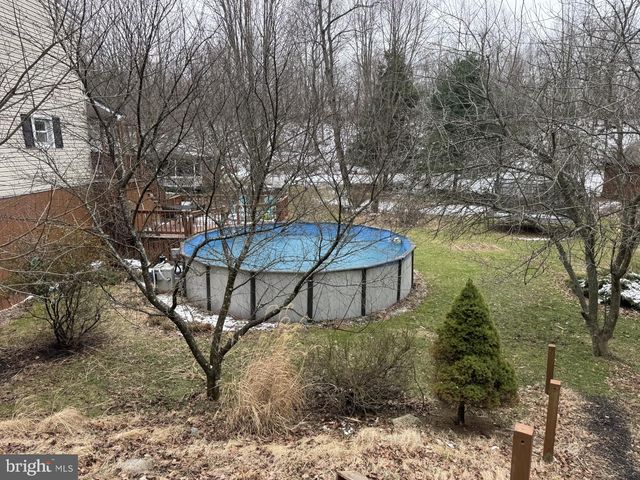 1148 W COAL ST, Shenandoah, PA 17976