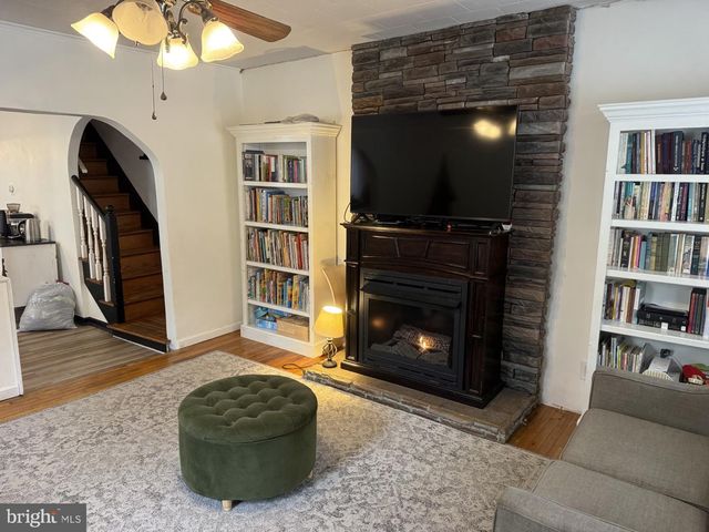 1148 W COAL ST, Shenandoah, PA 17976