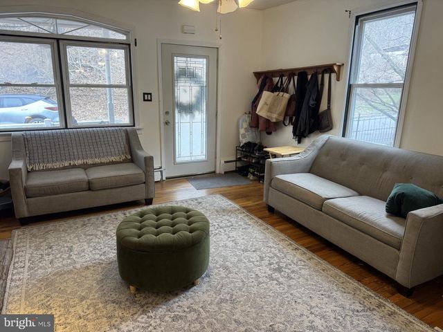 1148 W COAL ST, Shenandoah, PA 17976