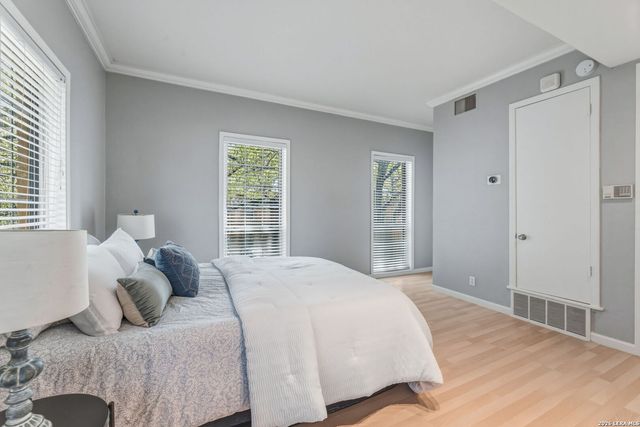 7711 Broadway Apt 20B, San Antonio, TX 78209