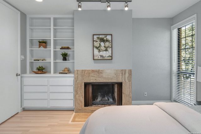 7711 Broadway Apt 20B, San Antonio, TX 78209