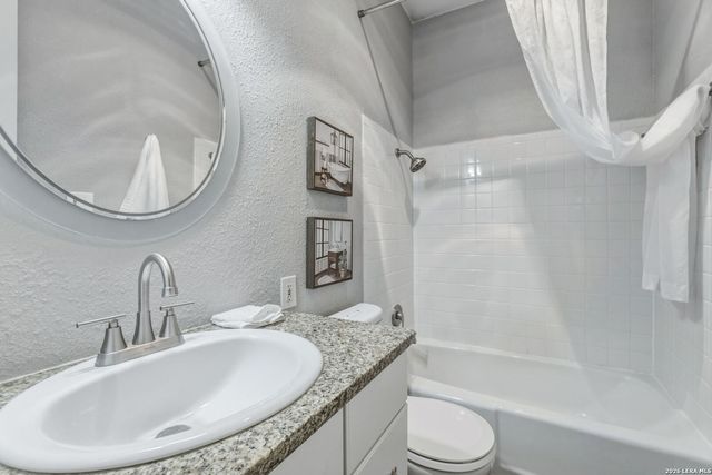 7711 Broadway Apt 20B, San Antonio, TX 78209