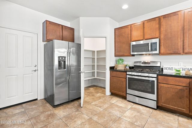 2856 N Silkie Place, Tucson, AZ 85719
