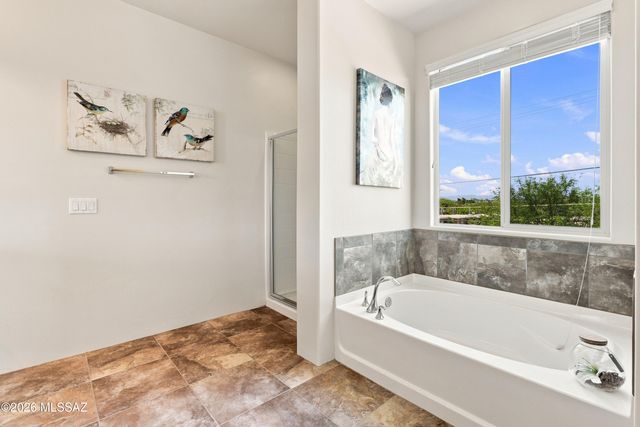 2856 N Silkie Place, Tucson, AZ 85719