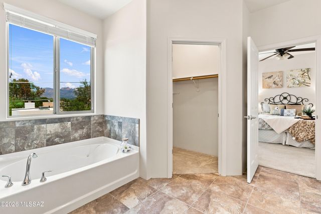 2856 N Silkie Place, Tucson, AZ 85719