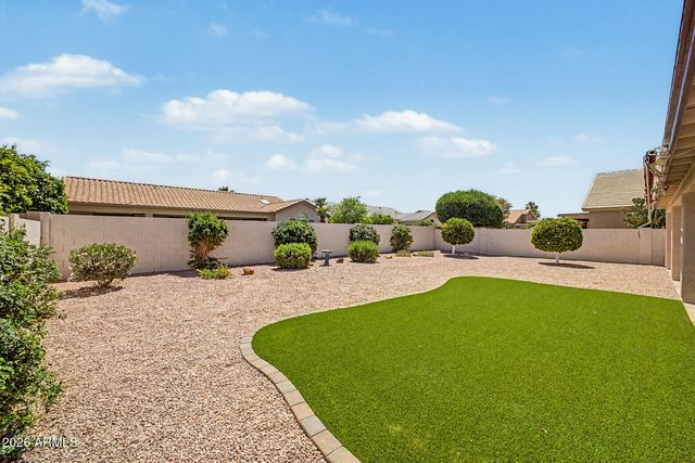10701 E NACOMA Drive, Sun Lakes, AZ 85248