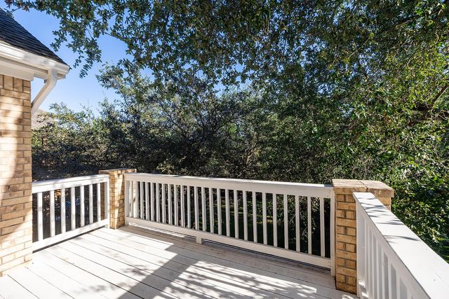 313 El Socorro LN, Austin, TX 78732
