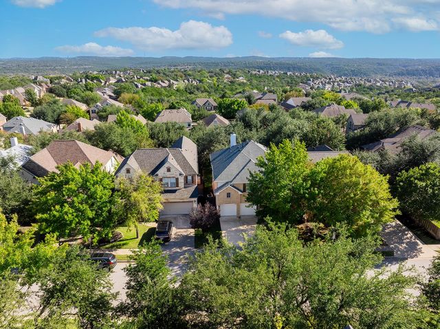313 El Socorro LN, Austin, TX 78732