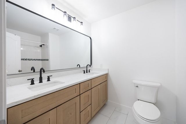 313 El Socorro LN, Austin, TX 78732