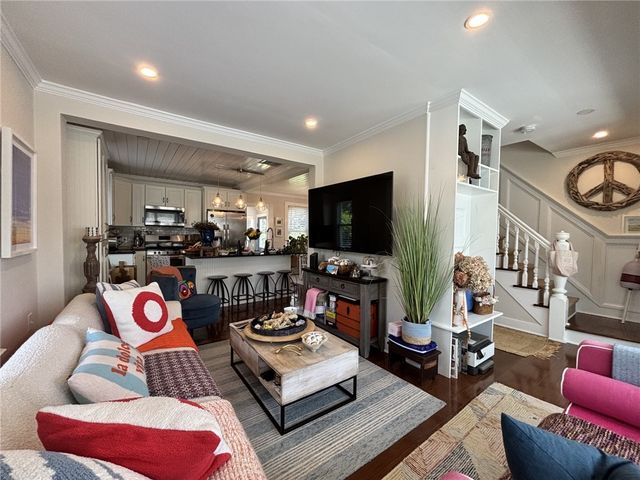 36 Grafton Street, Newport, RI 02840
