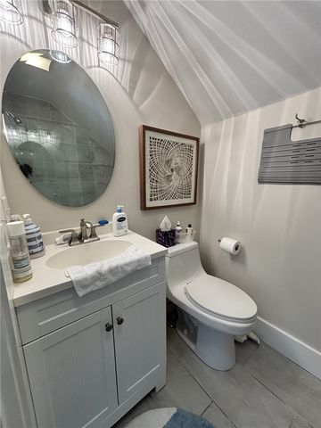 36 Grafton Street, Newport, RI 02840