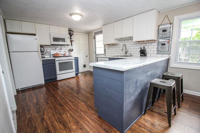 615 East Street, Three Rivers City, MI 49093