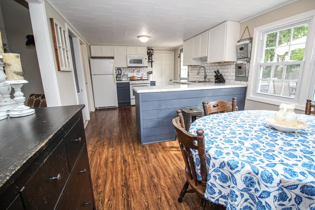 615 East Street, Three Rivers City, MI 49093