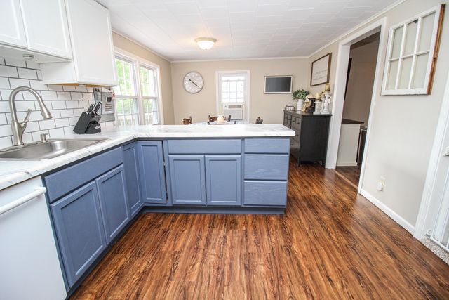 615 East Street, Three Rivers City, MI 49093