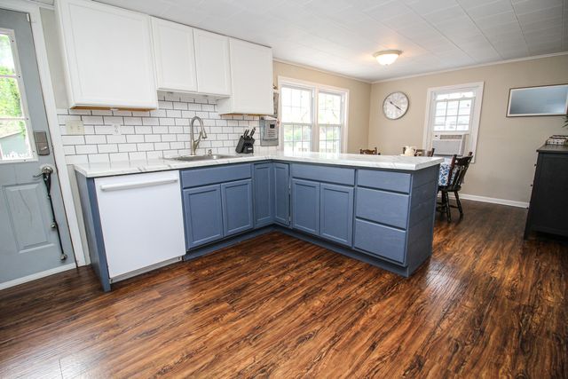 615 East Street, Three Rivers City, MI 49093