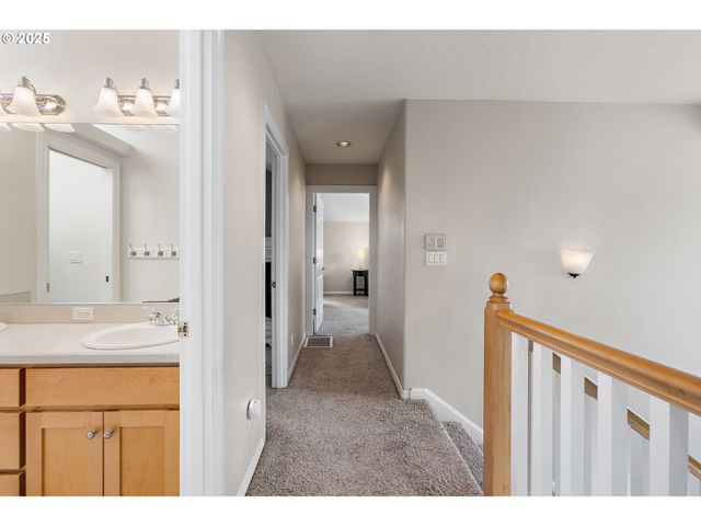 14635 Nw JEWELL Ln, Portland, OR 97229