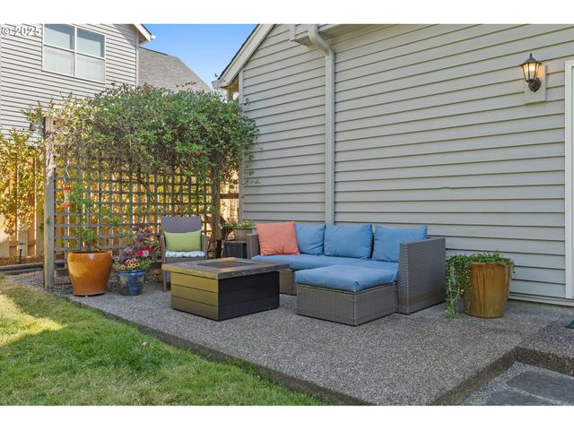 14635 Nw JEWELL Ln, Portland, OR 97229