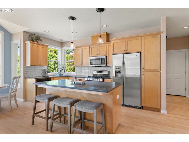 14635 Nw JEWELL Ln, Portland, OR 97229