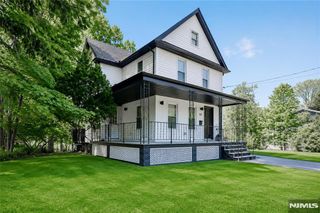 40 Grant Avenue, Cresskill, NJ 07626