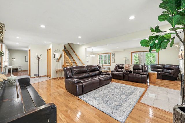 5449 W Huron River Drive, Scio Twp, MI 48130