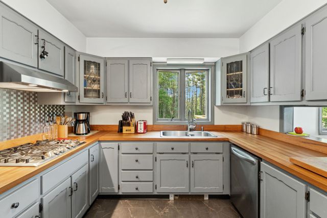 200 Lambert Road, Springfield, VT 05156