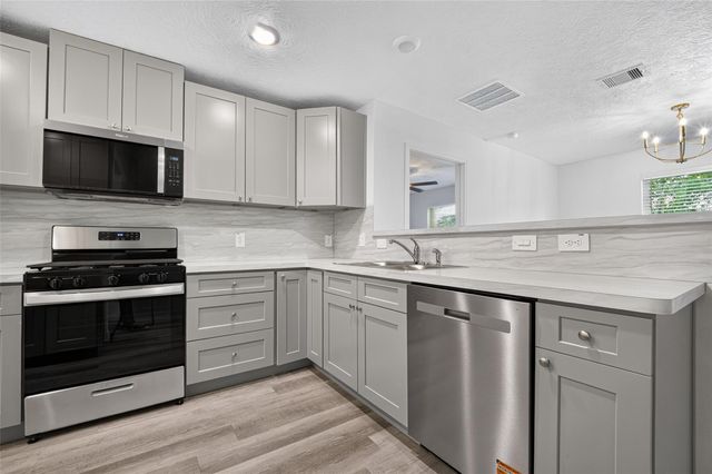 353 Todd Street, Tomball, TX 77375