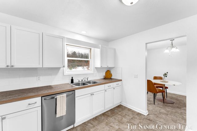 2020 W White Lake Drive, Whitehall, MI 49461