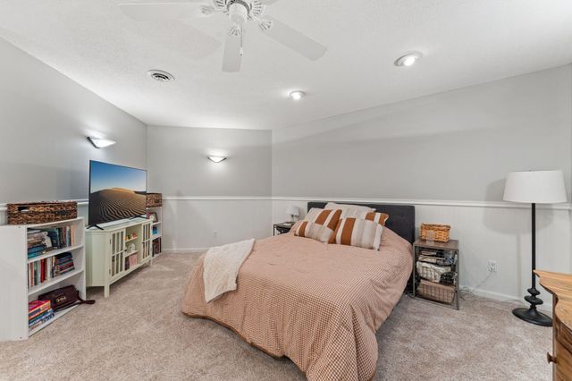 1948 Mainstreet, Hopkins, MN 55343