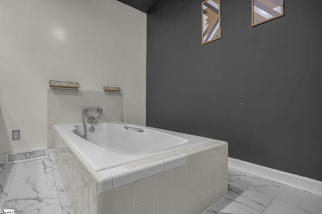 405 Bent Creek Drive, Greer, SC 29650