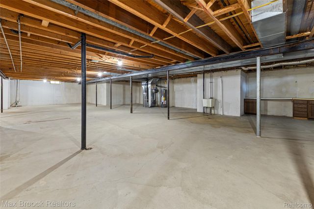 3685 Quail Hollow Drive, Bloomfield Hills, MI 48302