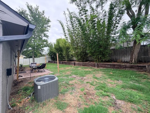 1083 BECKSTROM DR, Oviedo, FL 32765
