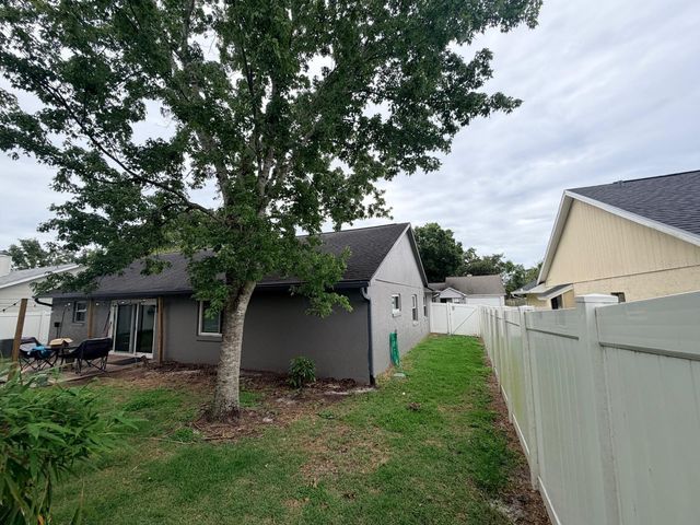 1083 BECKSTROM DR, Oviedo, FL 32765