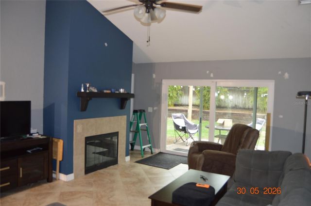 1083 BECKSTROM DR, Oviedo, FL 32765