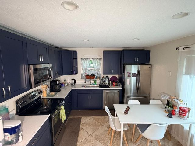 1083 BECKSTROM DR, Oviedo, FL 32765
