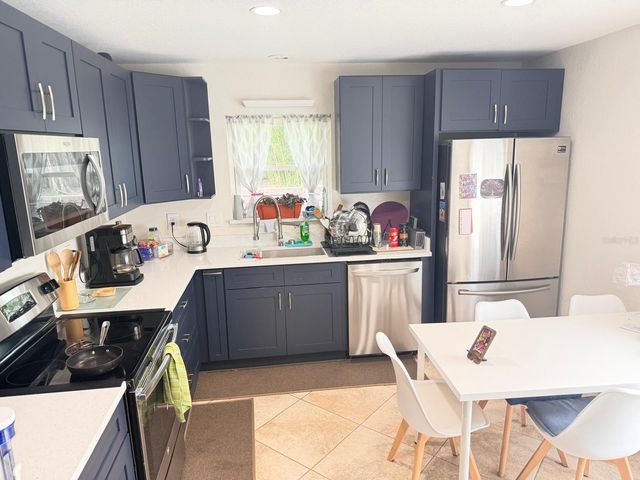 1083 BECKSTROM DR, Oviedo, FL 32765